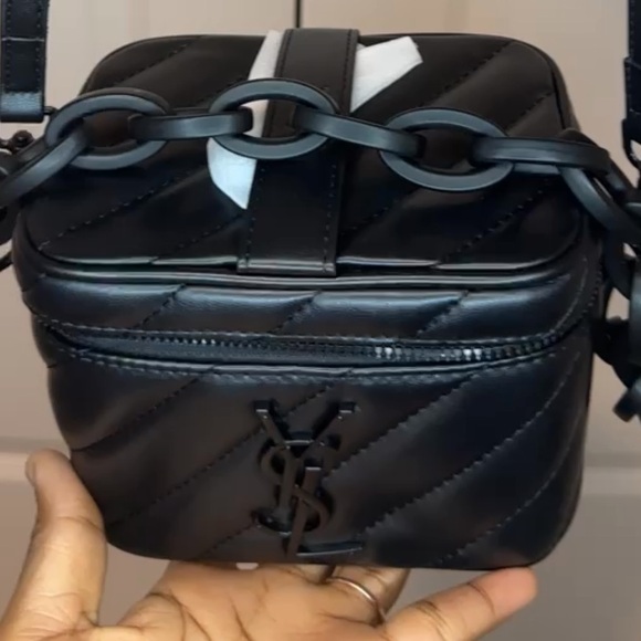 Yves Saint Laurent Black Quilted VIP - GWP Beaute Cosmetic Case. Limited edition - Picture 5 of 17